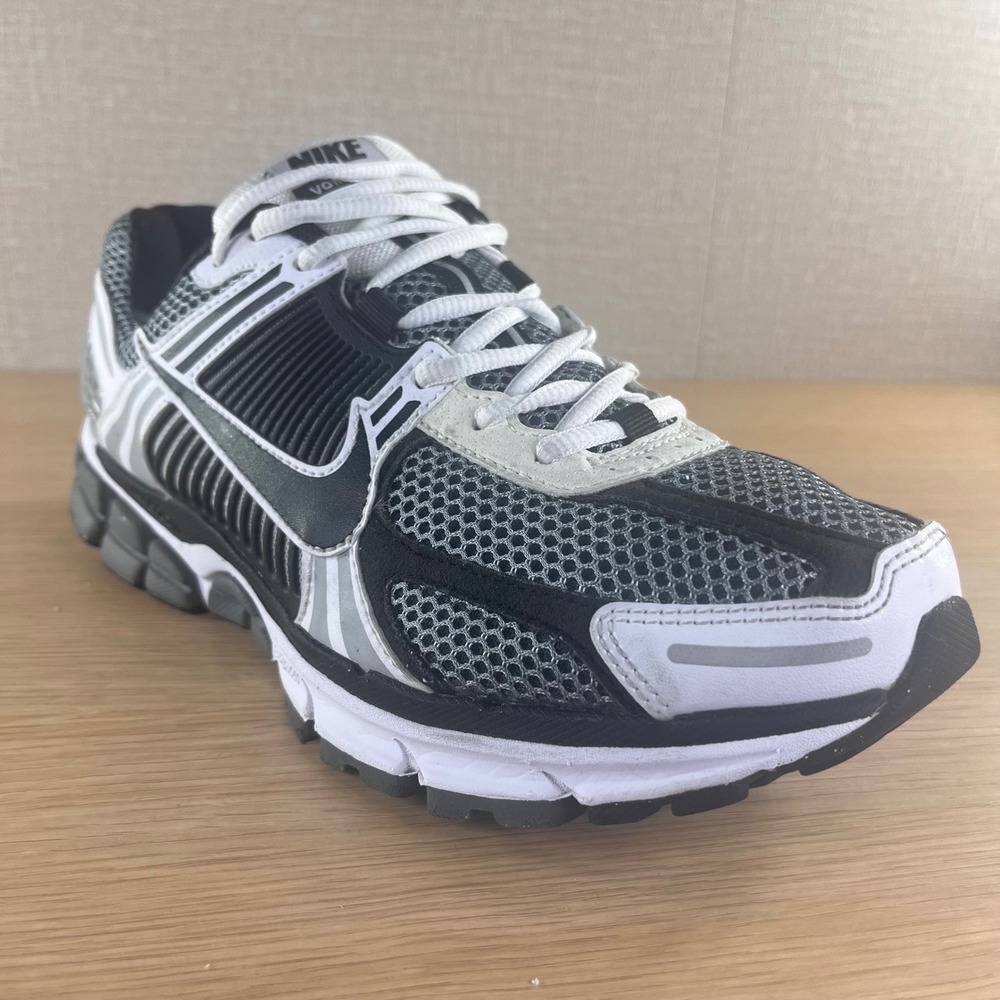 Nike Zoom Vomero 5 Bowerman Series Mens 10 Black White Running Shoes CI1694-001
